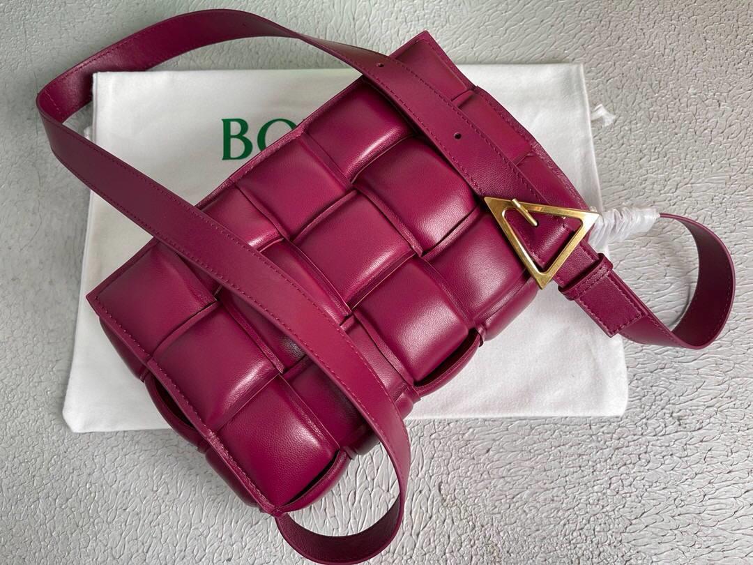 Bottega Veneta BV 20206 Padded Cassette 591970 Wine Red Gold