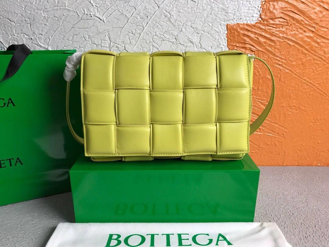 Bottega Veneta BV 20206 Padded Cassette 591970 Yellow