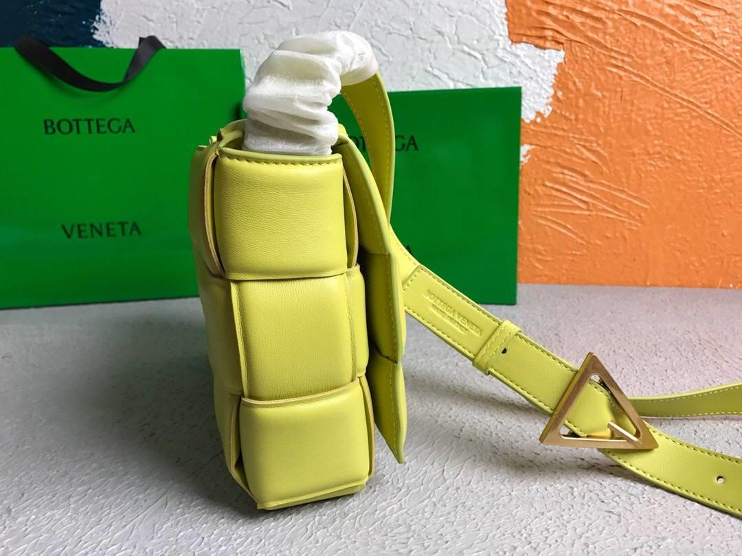 Bottega Veneta BV 20206 Padded Cassette 591970 Yellow