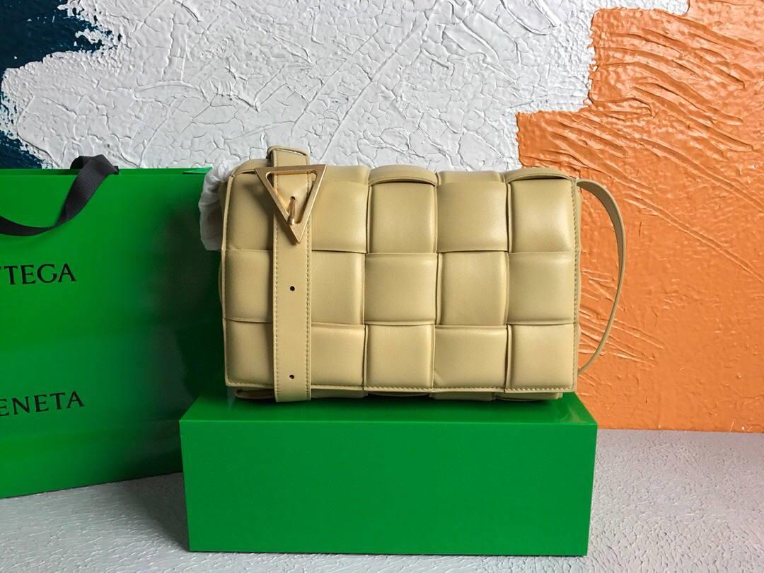 Bottega Veneta BV 591970 Padded Cassette 20206 Apricot