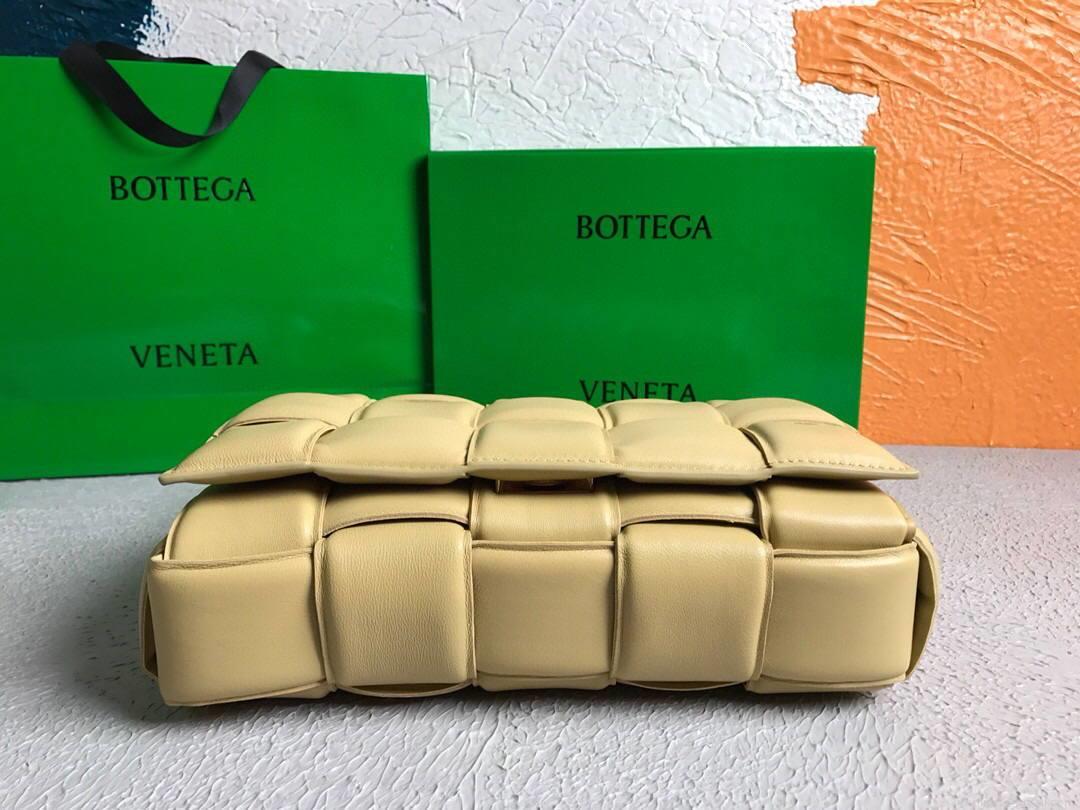 Bottega Veneta BV 591970 Padded Cassette 20206 Apricot