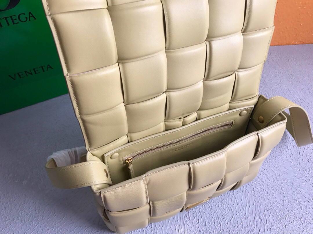 Bottega Veneta BV 591970 Padded Cassette 20206 Apricot