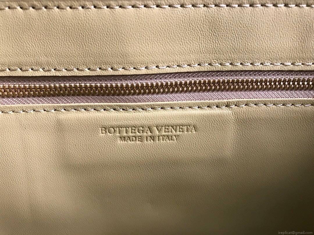 Bottega Veneta BV 591970 Padded Cassette 20206 Apricot