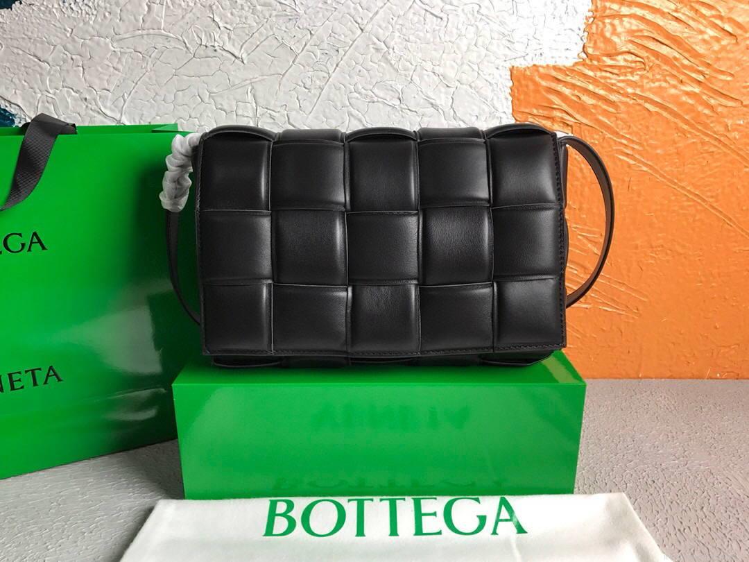 Bottega Veneta BV 591970 Padded Cassette 20206 Black Silver