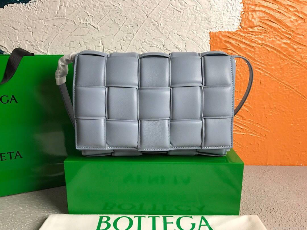 Bottega Veneta BV 591970 Padded Cassette 20206 Grey Gold