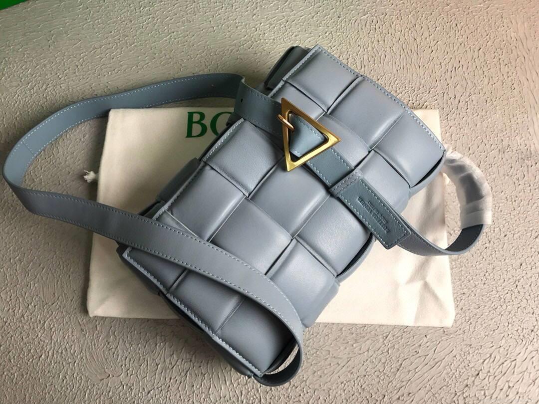 Bottega Veneta BV 591970 Padded Cassette 20206 Grey Gold