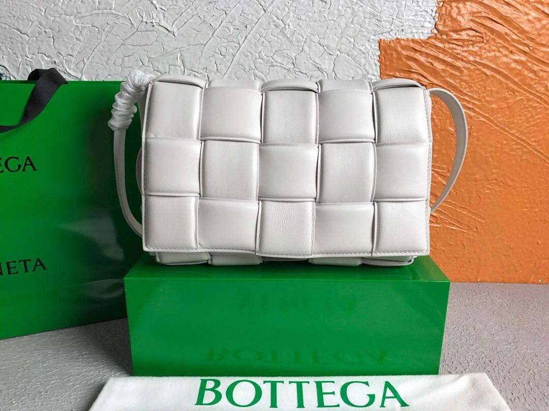 Bottega Veneta BV 591970 Padded Cassette 20206 White Gold