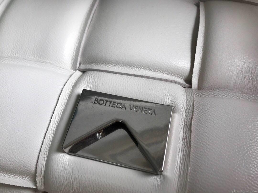 Bottega Veneta BV 591970 Padded Cassette 20206 White Silver