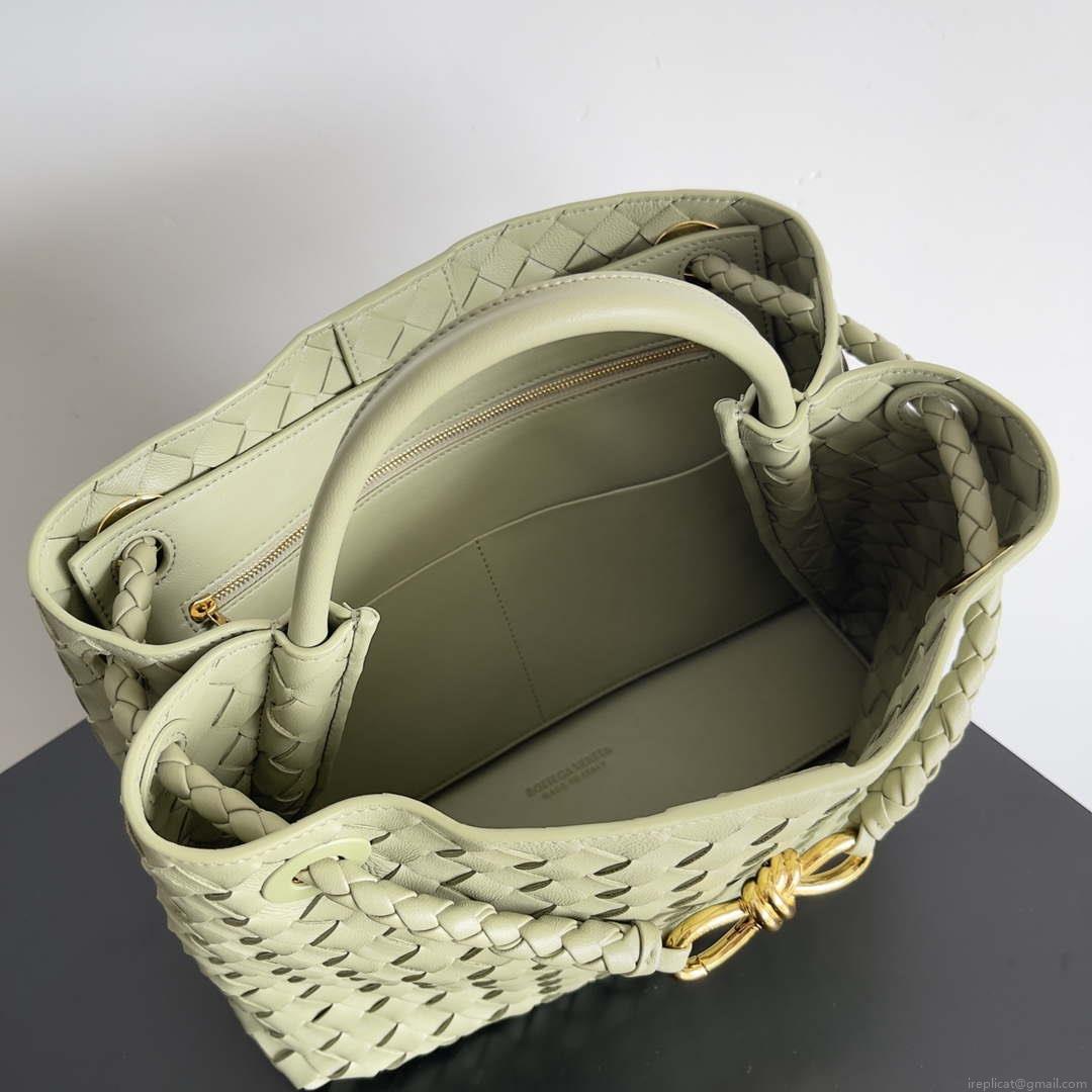 Bottega Veneta BV 743572 Medium Andiamo Travertine