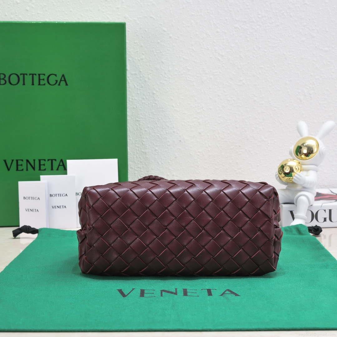 Bottega Veneta BV 743568 Small Andiamo Wine Red