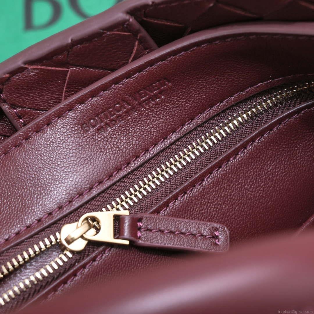 Bottega Veneta BV 743568 Small Andiamo Wine Red