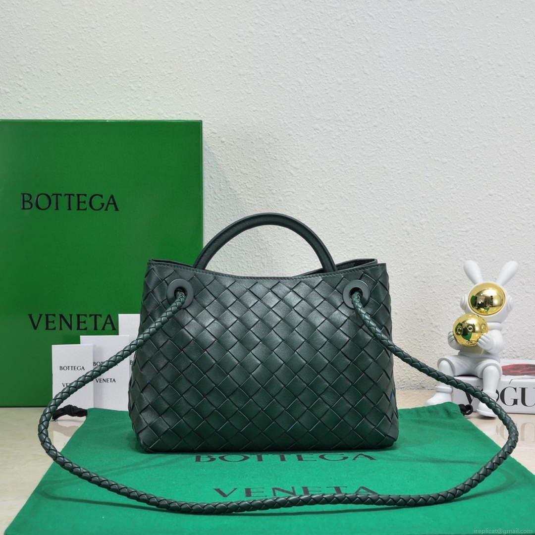 Bottega Veneta BV 743568 Small Andiamo Dark Green