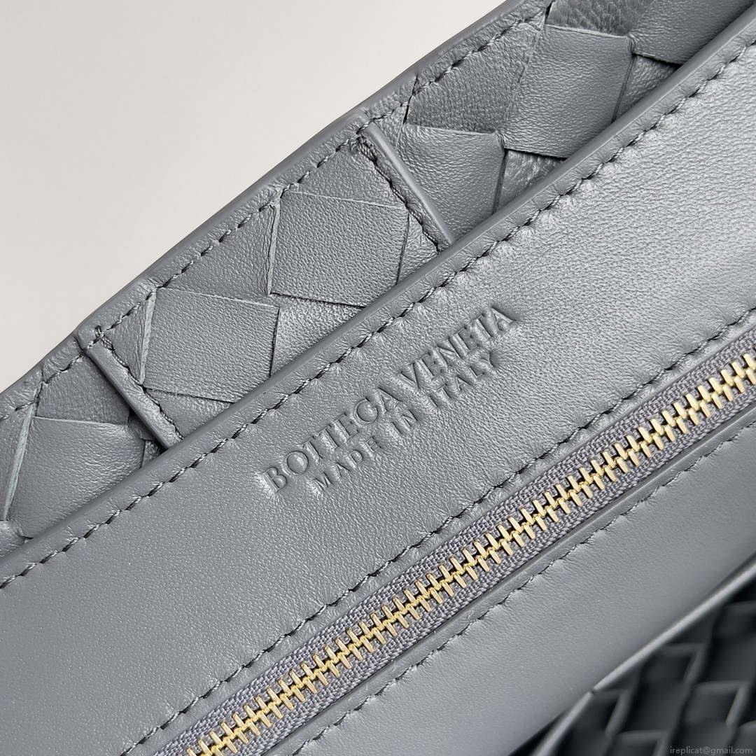 Bottega Veneta BV 743572 Medium Andiamo Light Gray