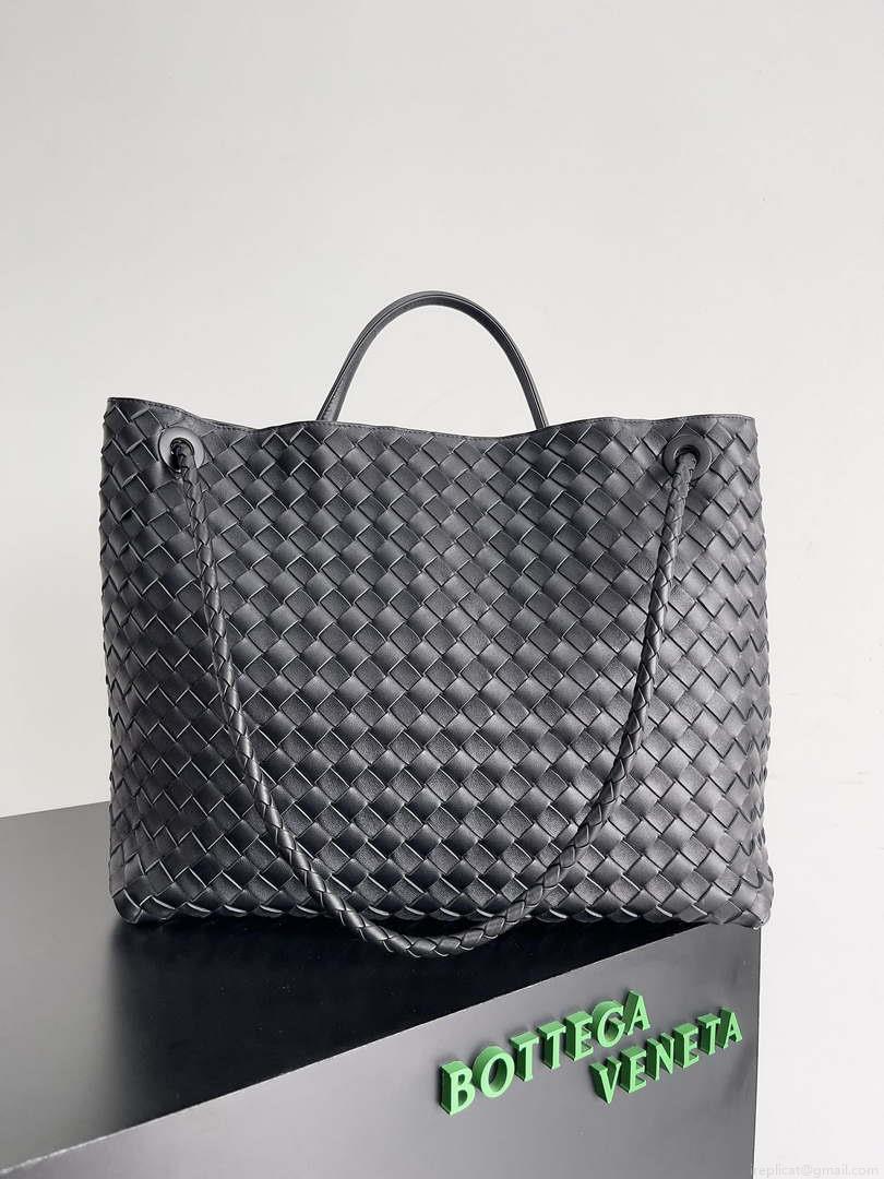 Bottega Veneta BV 743575 Large Andiamo Black