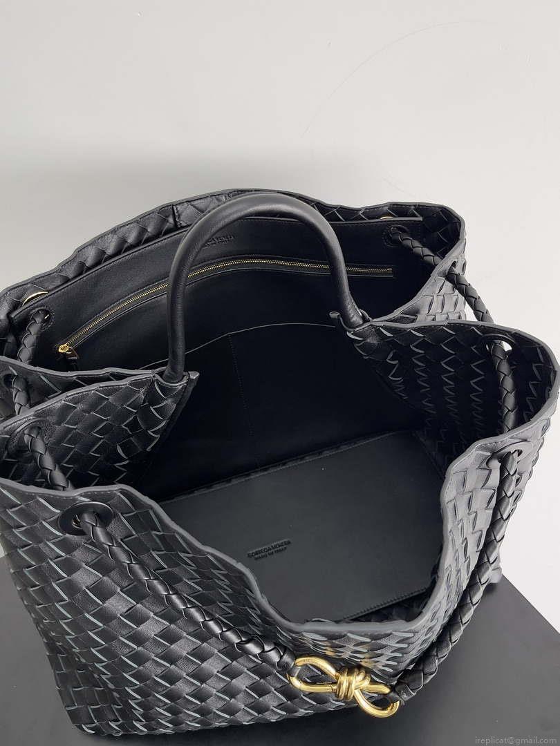 Bottega Veneta BV 743575 Large Andiamo Black