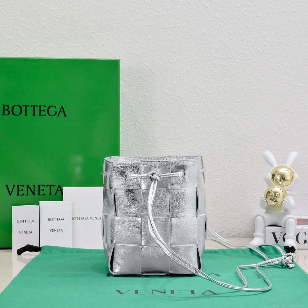 Bottega Veneta BV 680218 Small Cassette Cross-Body Bucket Silver
