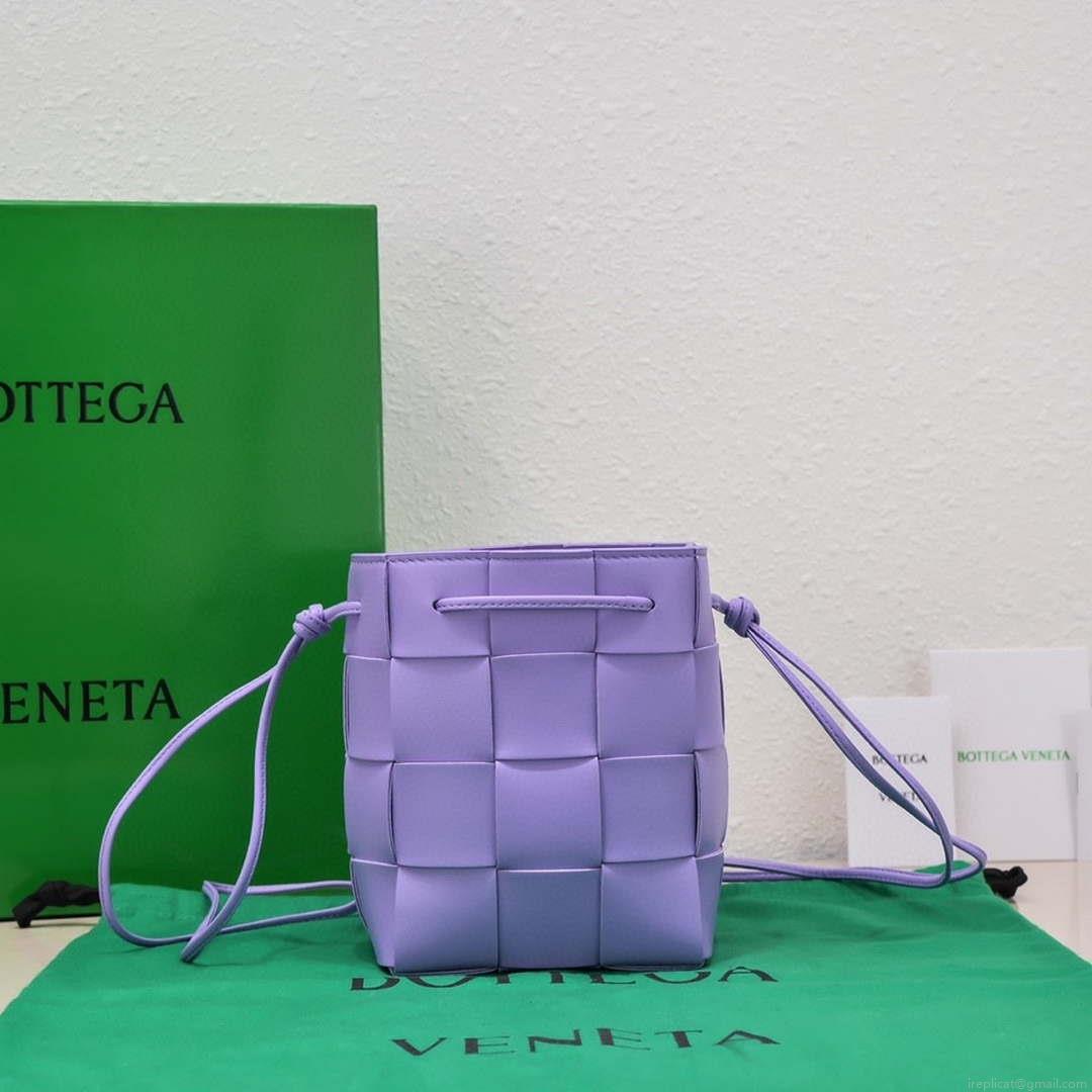 Bottega Veneta BV 680218 Small Cassette Cross-Body Bucket Purple