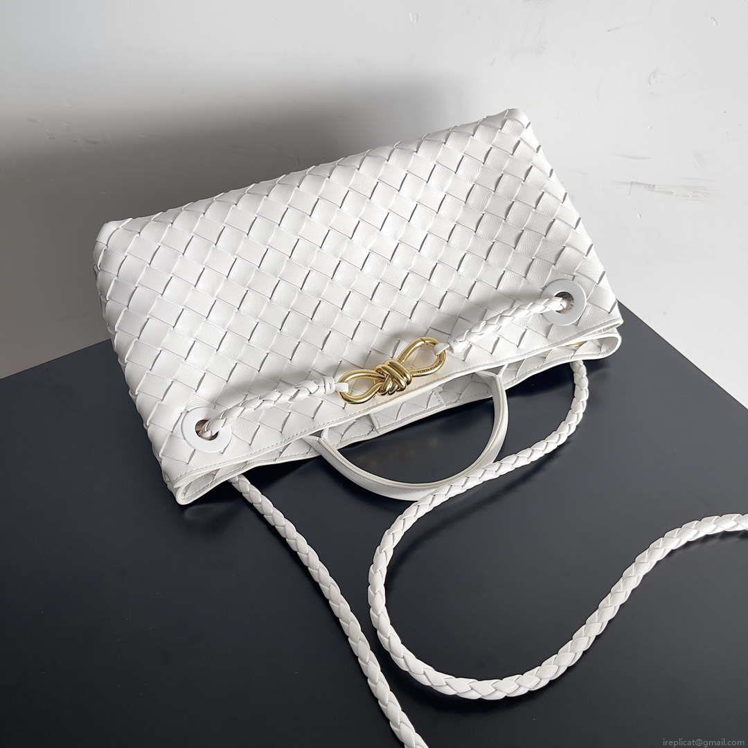 Bottega Veneta BV 754990 Small East/West Andiamo White