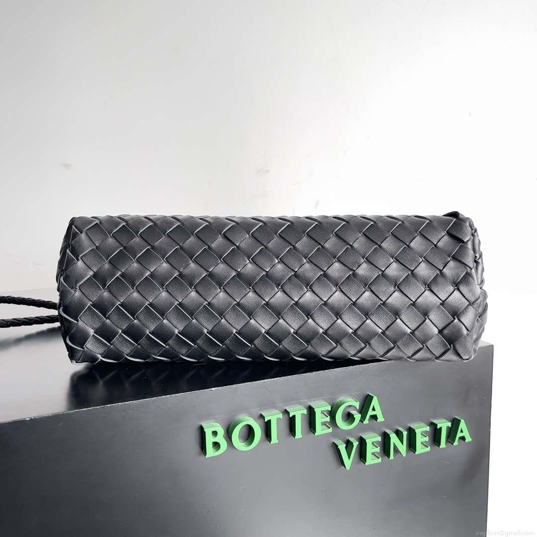 Bottega Veneta BV 754990 Small East/West Andiamo Black