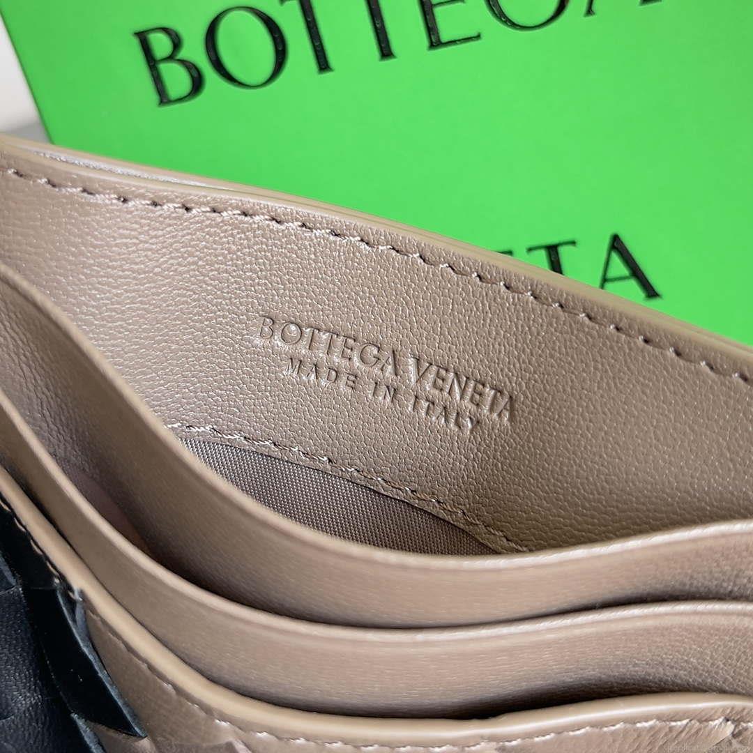 Bottega Veneta BV 743209 Intrecciato Credit Card Case bv70011