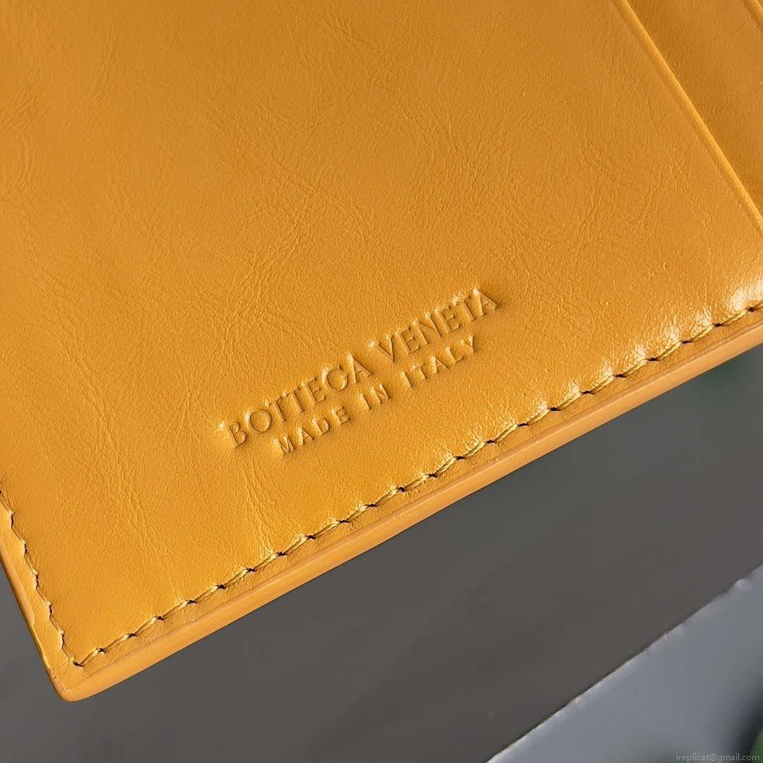 Bottega Veneta BV 649597 Cassette Credit Card Case bv70040