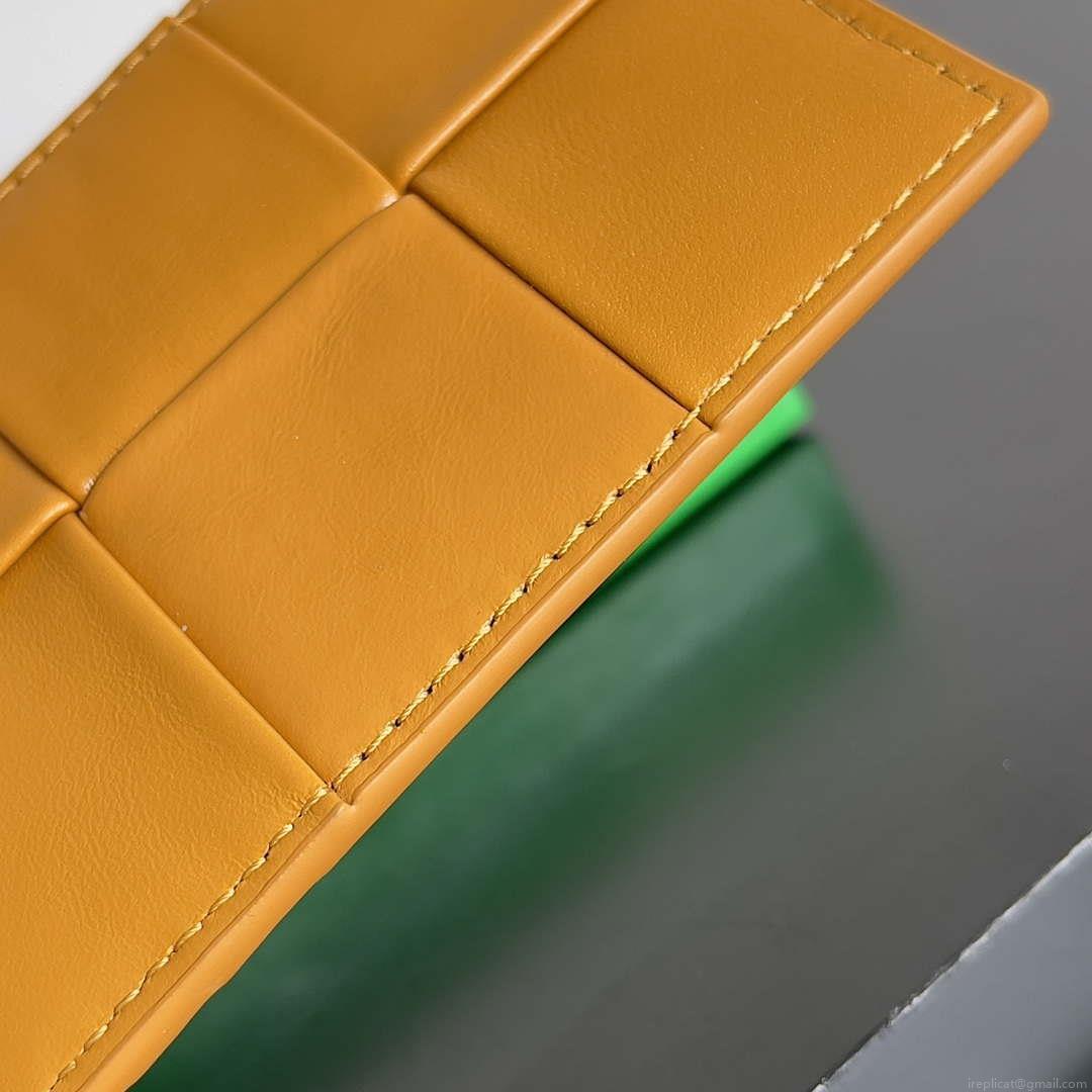 Bottega Veneta BV 649597 Cassette Credit Card Case bv70040