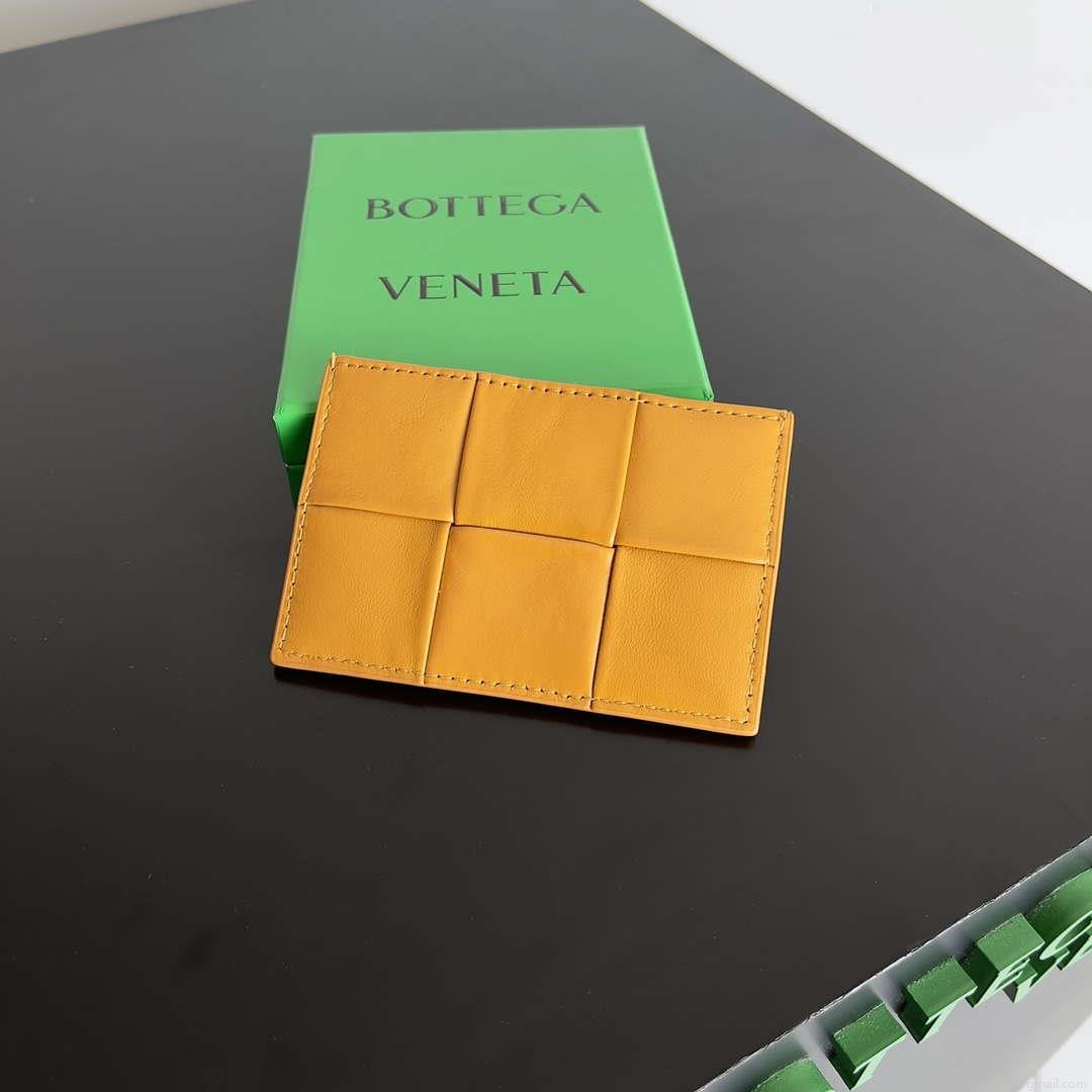 Bottega Veneta BV 649597 Cassette Credit Card Case bv70040