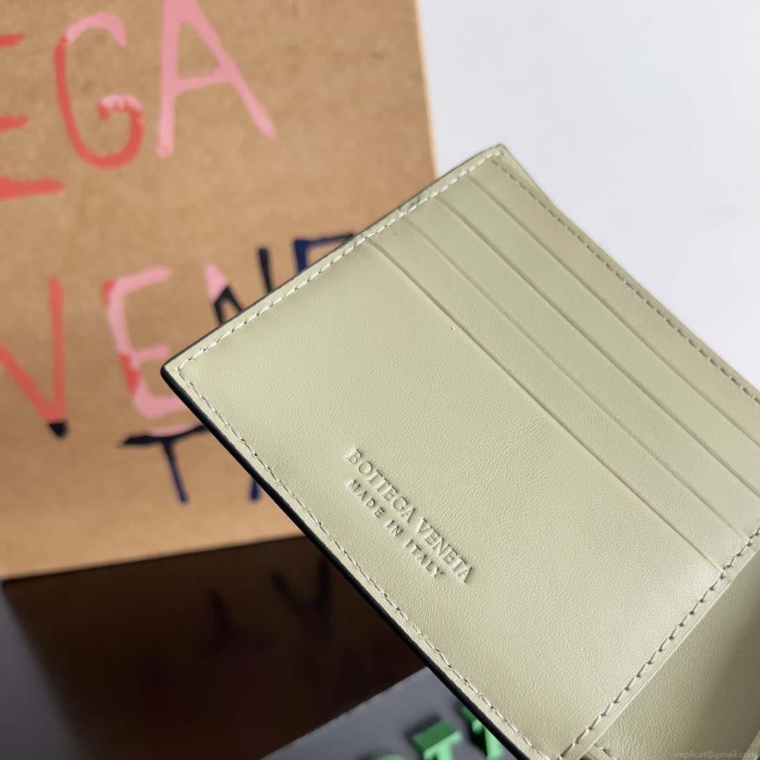 Bottega Veneta BV 743211 Intrecciato Bi-Fold Wallet BV70051