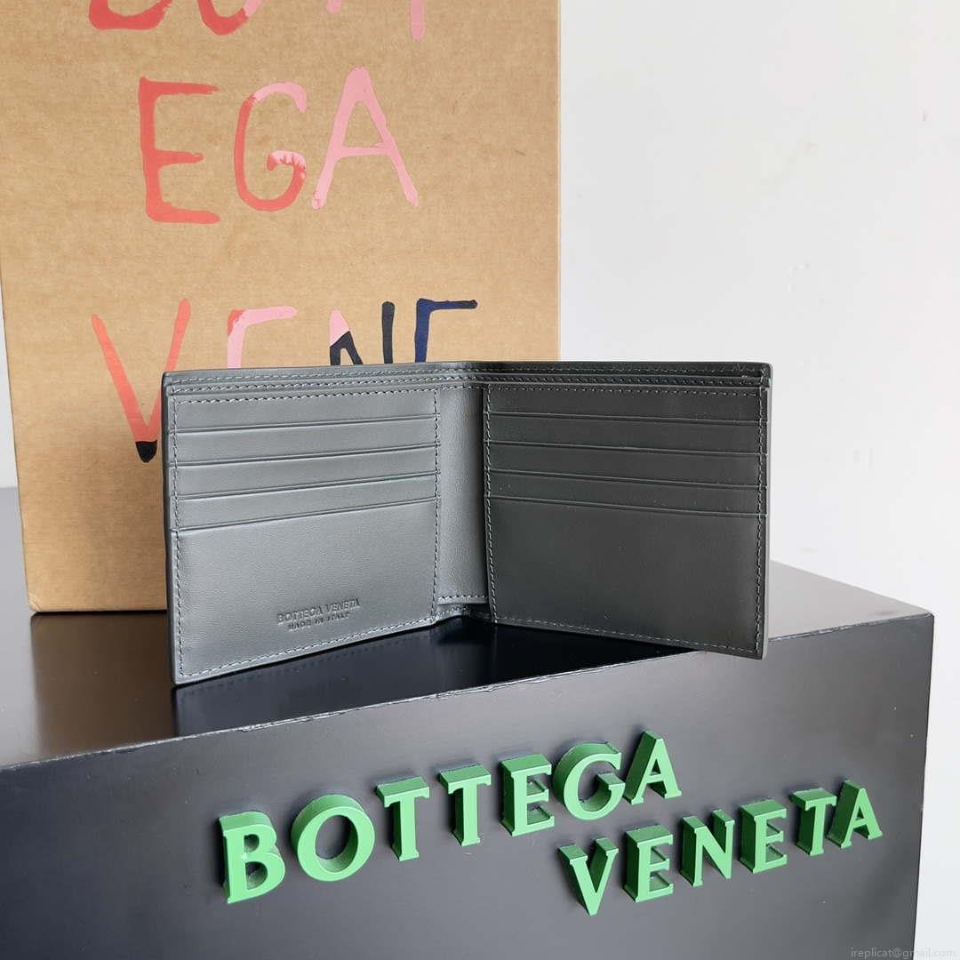 Bottega Veneta BV 743211 Intrecciato Bi-Fold Wallet BV70055