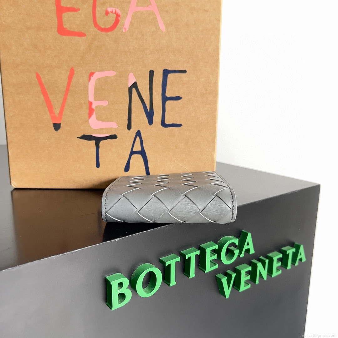 Bottega Veneta BV 743211 Intrecciato Bi-Fold Wallet BV70056