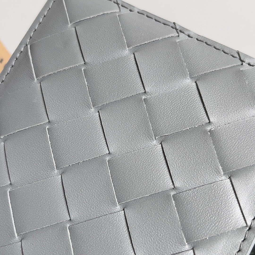 Bottega Veneta BV 743211 Intrecciato Bi-Fold Wallet BV70056