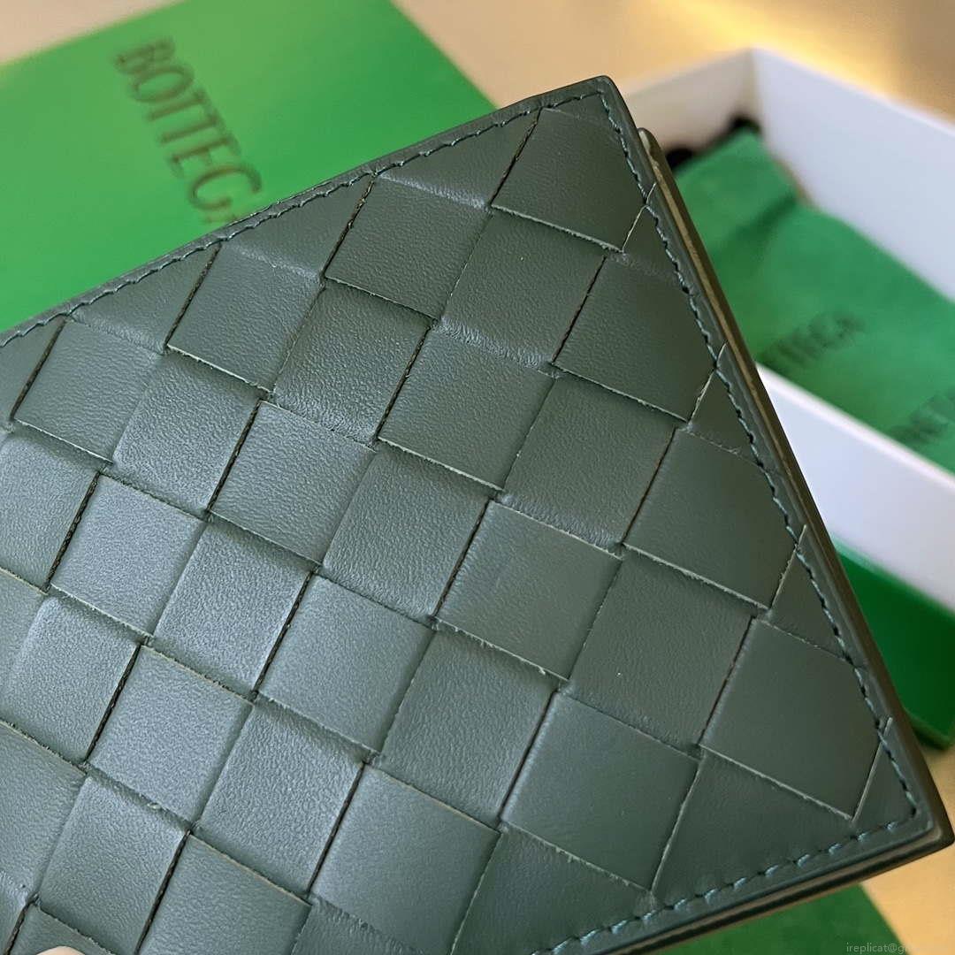 Bottega Veneta BV 743211 Intrecciato Bi-Fold Wallet BV70063
