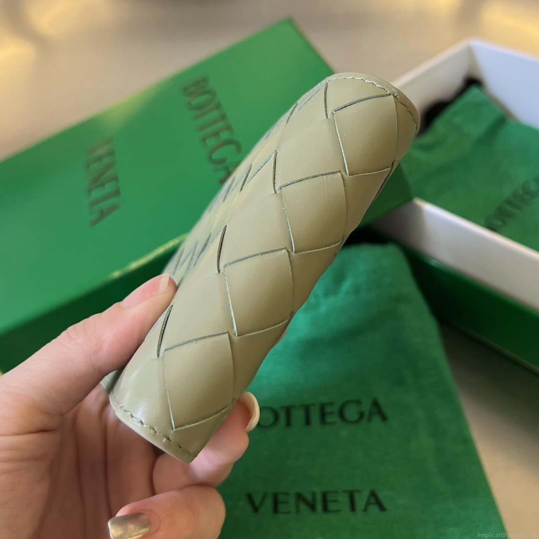 Bottega Veneta BV 743211 Intrecciato Bi-Fold Wallet BV70069