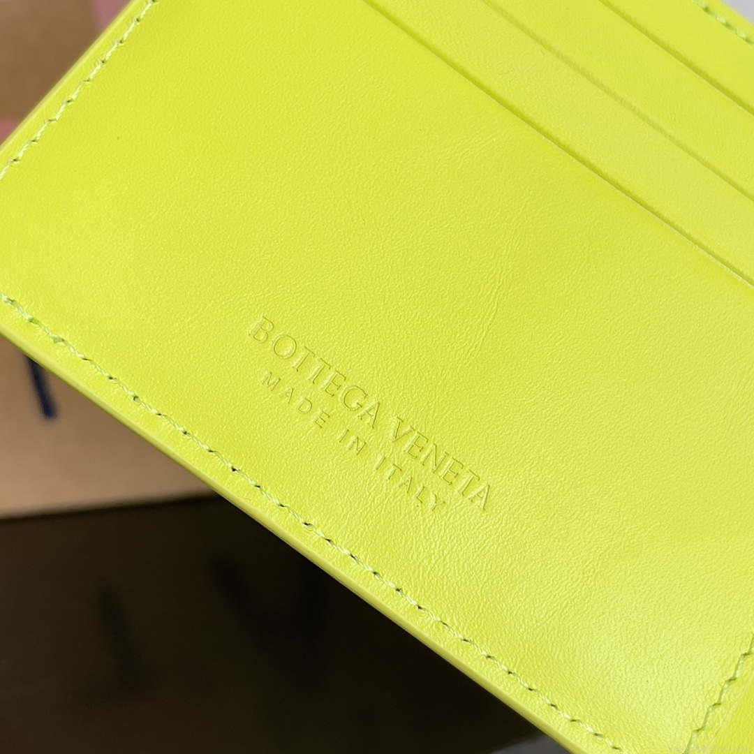 Bottega Veneta BV 740261 Bi-Fold Wallet With Coin Purse BV70075