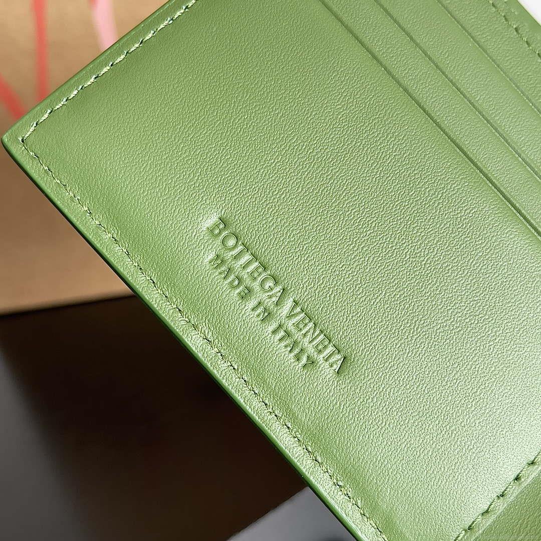 Bottega Veneta BV 740261 Bi-Fold Wallet With Coin Purse BV70078