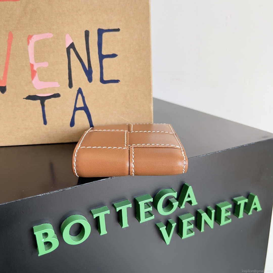 Bottega Veneta BV 740261 Bi-Fold Wallet With Coin Purse BV70083