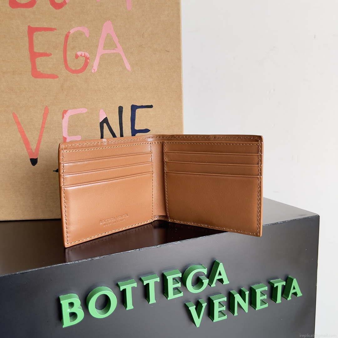 Bottega Veneta BV 740261 Bi-Fold Wallet With Coin Purse BV70083