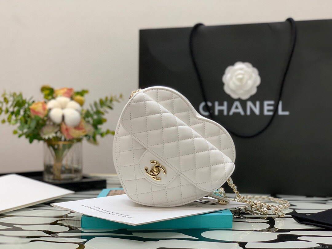 Chanel Flap Large Heart Bag Lambskin AS3191 White