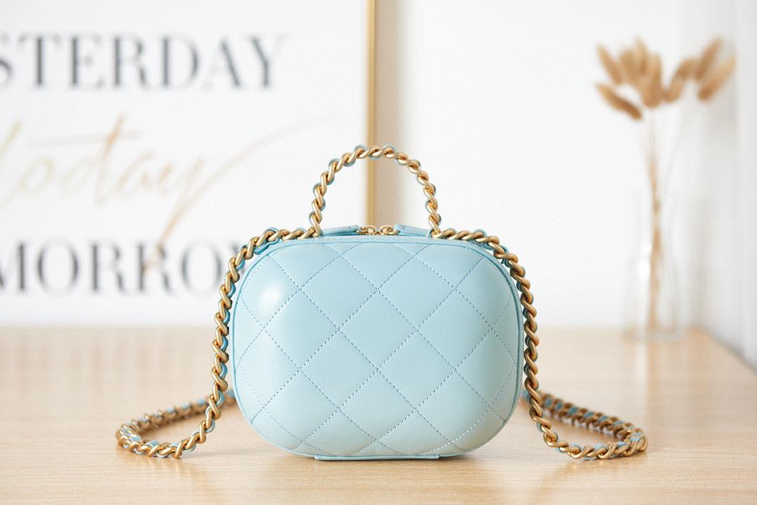Chanel Small Vanity Case Lambskin gold-tone metal AS3066 Blue