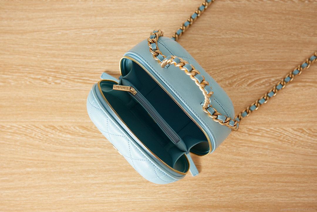 Chanel Small Vanity Case Lambskin gold-tone metal AS3066 Blue