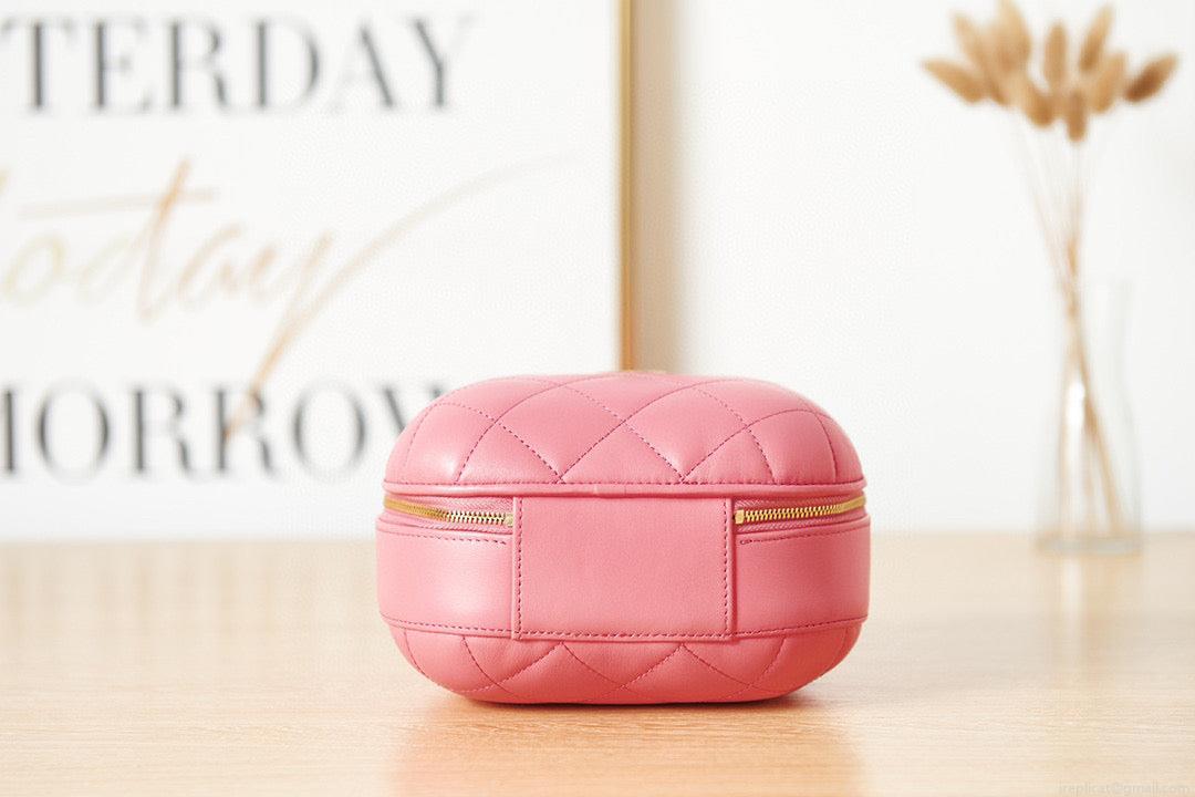 Chanel Small Vanity Case Lambskin gold-tone metal AS3066 pink