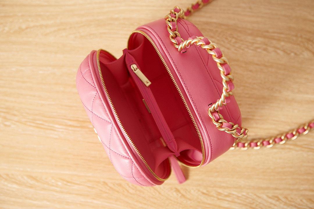 Chanel Small Vanity Case Lambskin gold-tone metal AS3066 pink