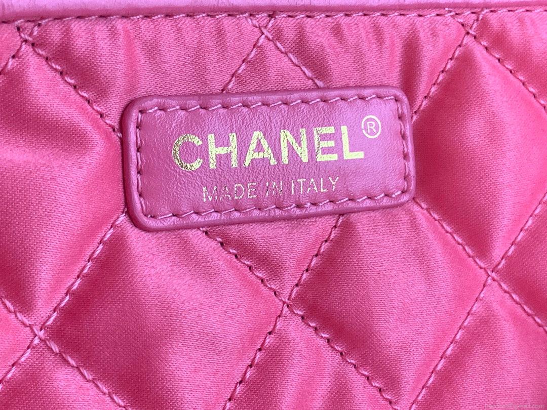 Chanel 22 Large Handbag Shiny Calfskin Gold-Tone Metal AS3262 Coral Pink