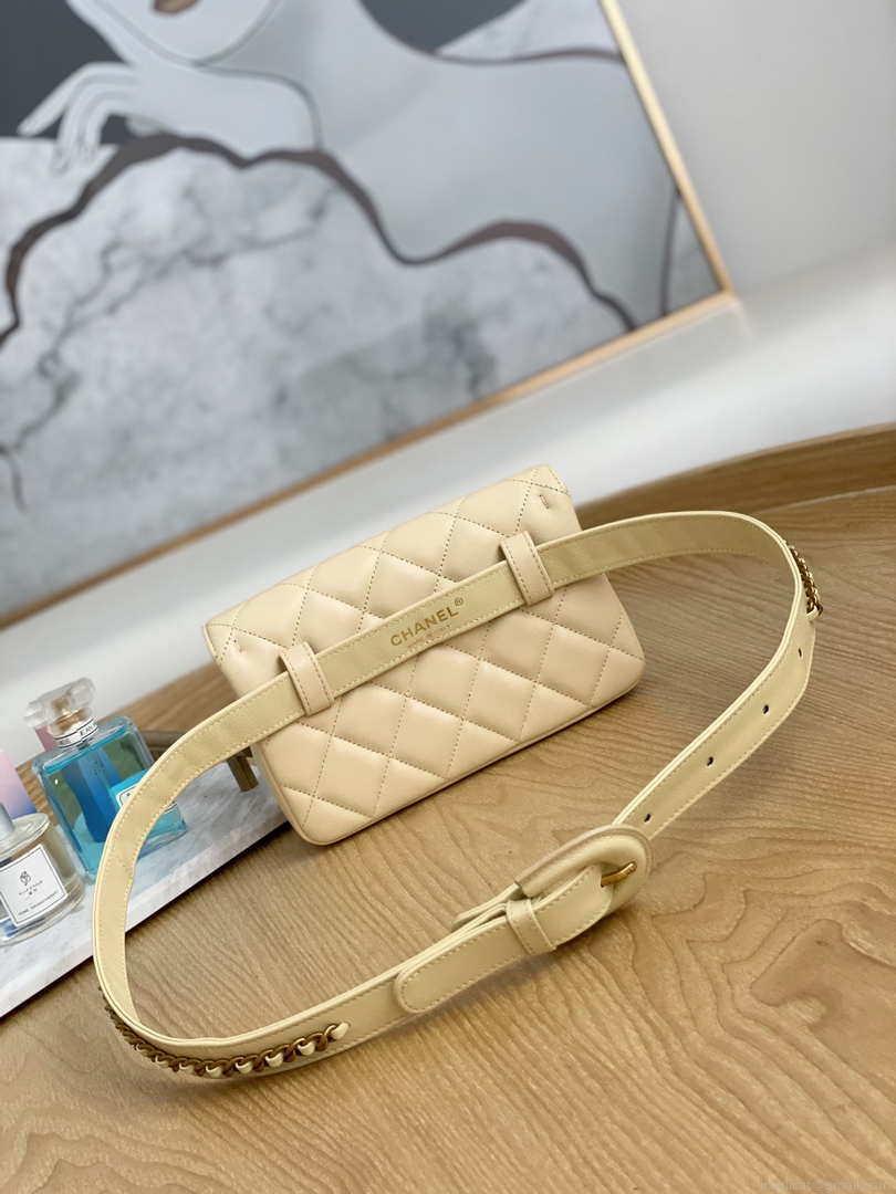 Chanel A99009 Waist bag Lambskin Apricot Gold