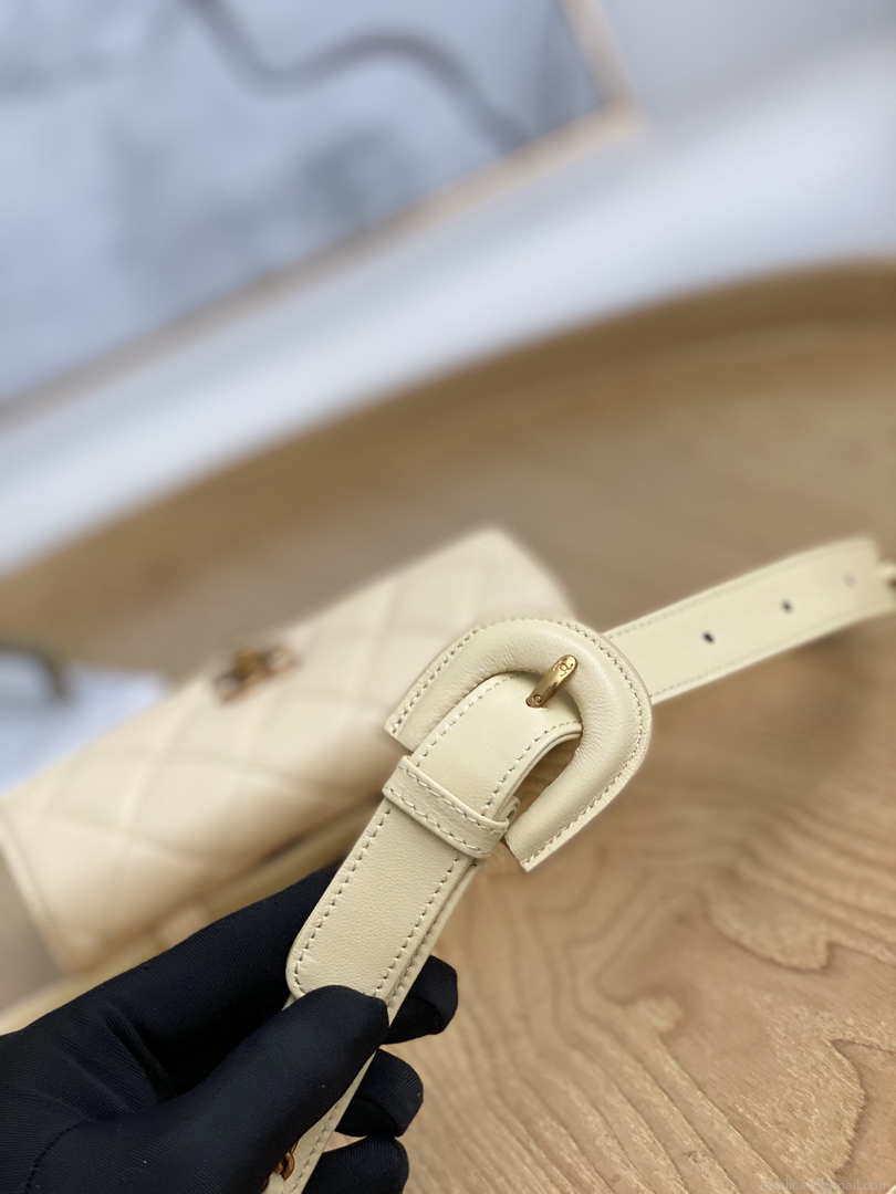 Chanel A99009 Waist bag Lambskin Apricot Gold