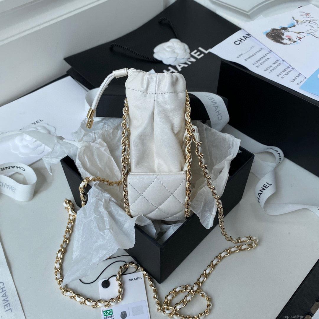 Chanel 2022 Cruise AP2685 Clutch Bag White