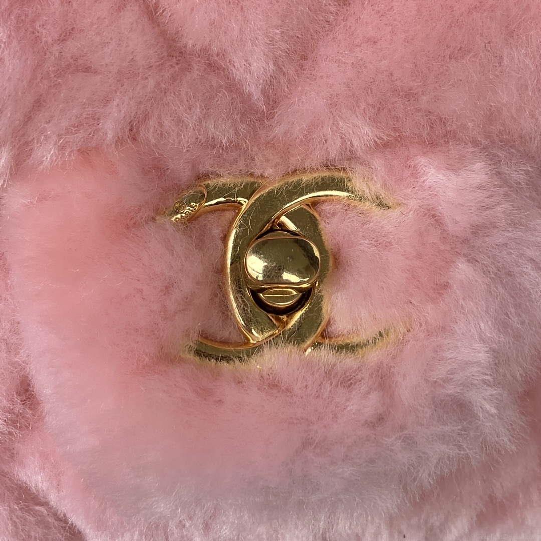 Chanel AS3498 Flap Bag Shearling Pink