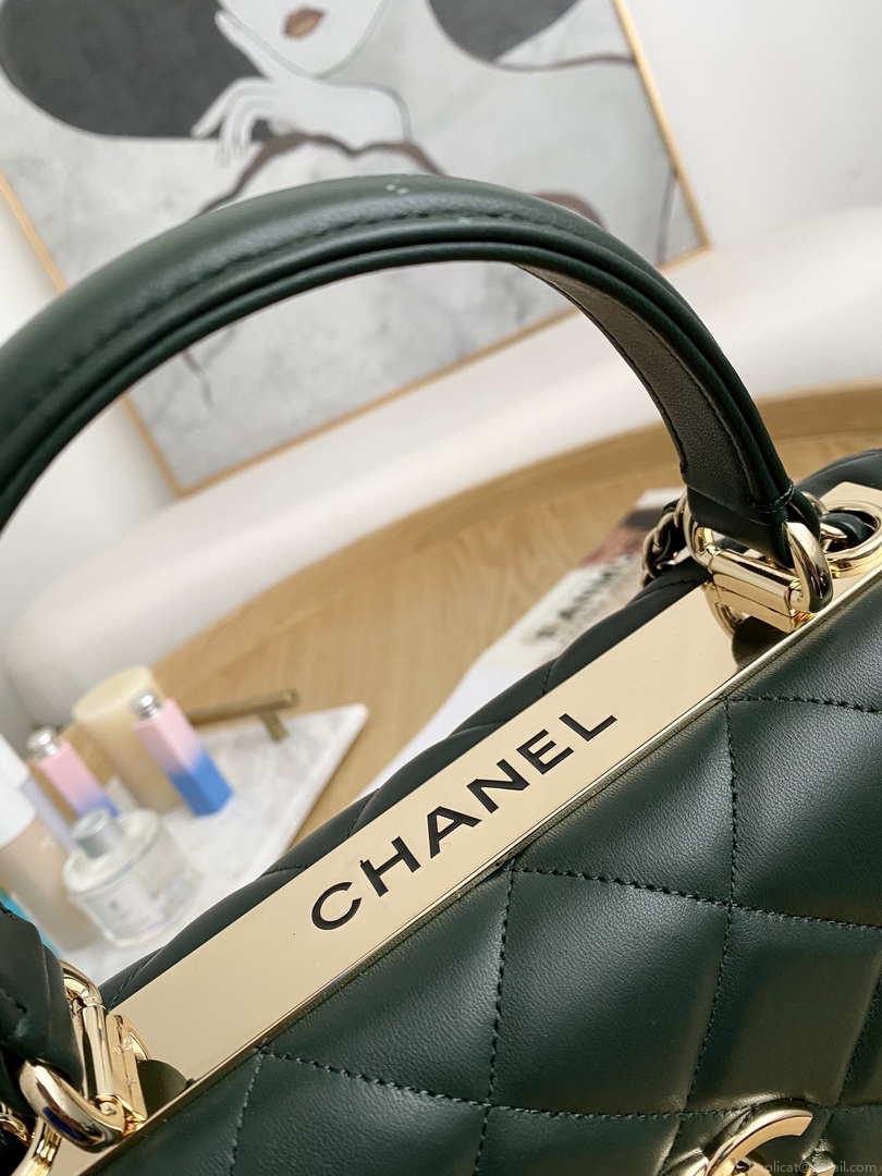 Chanel Small Trendy CC Flap Bag With Top Handle Lambskin bag A92236 Dark Green Gold