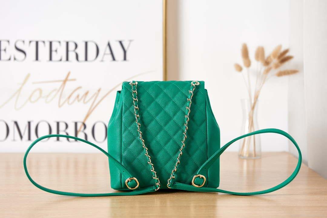 Chanel AS3860 Backpack Grained Shiny Calfskin & Gold-Tone Metal Green