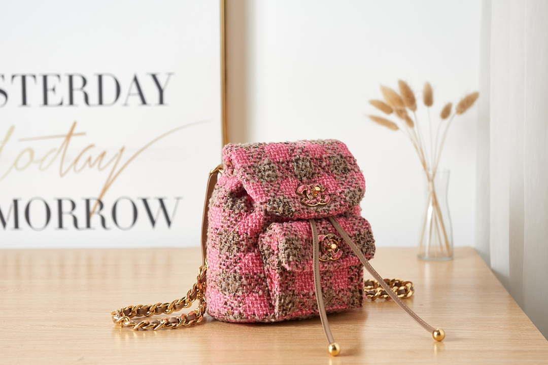 Chanel AS3615 Backpack Wool Tweed & Gold-Tone Metal Pink
